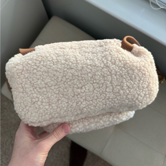 UGG Inara backpack - Picture 7 of 13